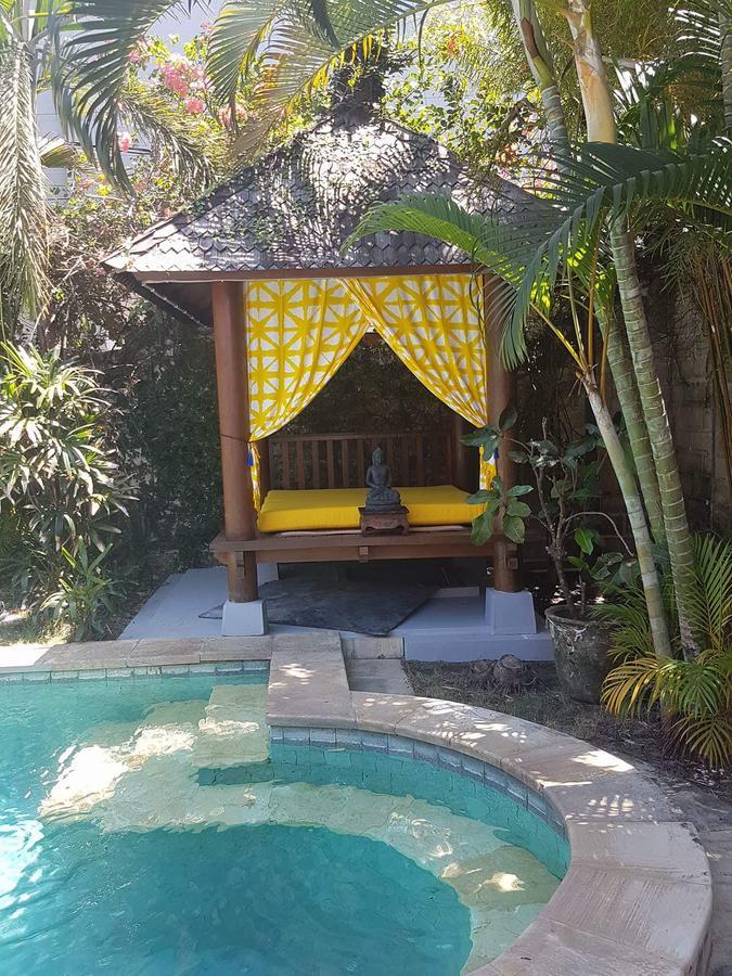 Villa Laella Favella Seminyak Buitenkant foto