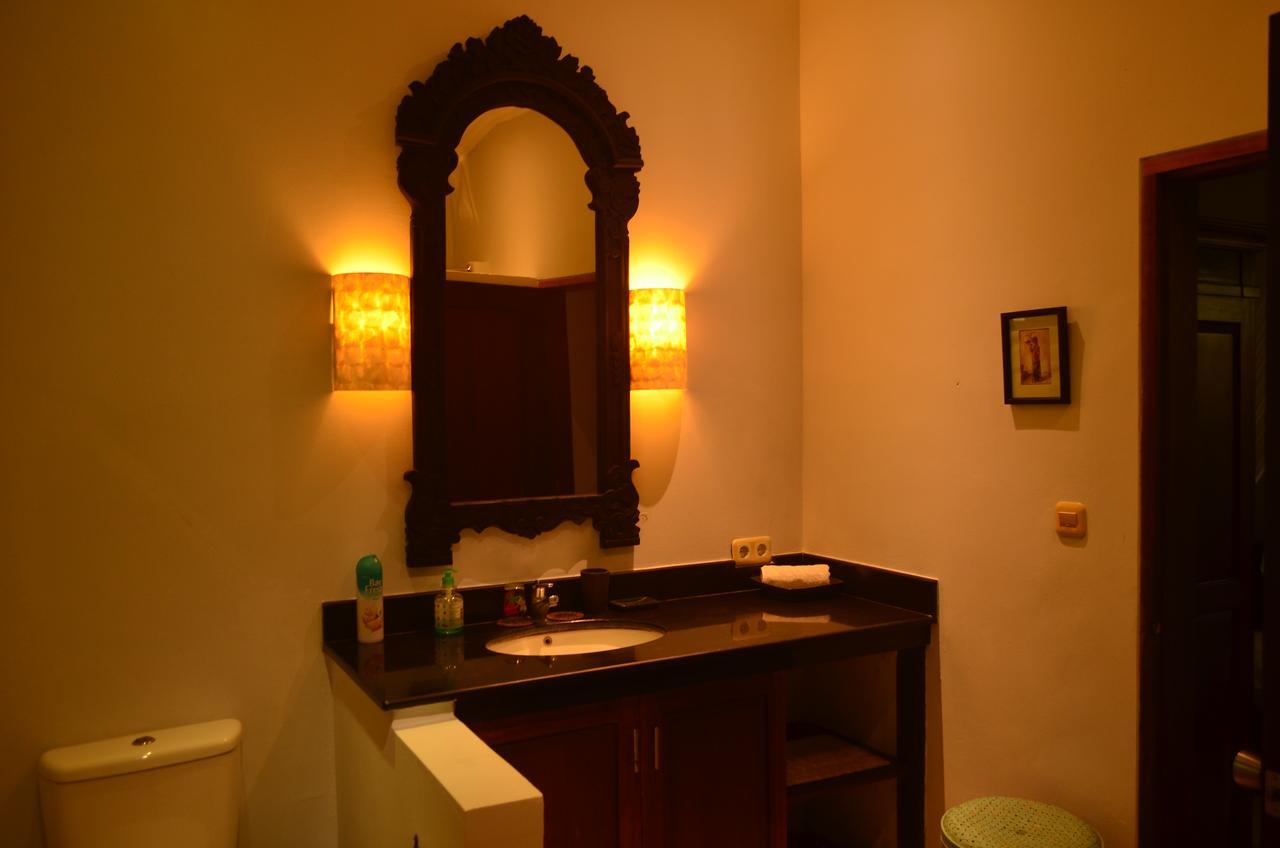 Villa Laella Favella Seminyak Buitenkant foto