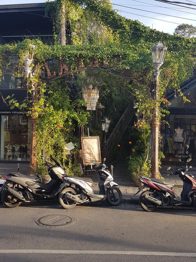 Villa Laella Favella Seminyak Buitenkant foto
