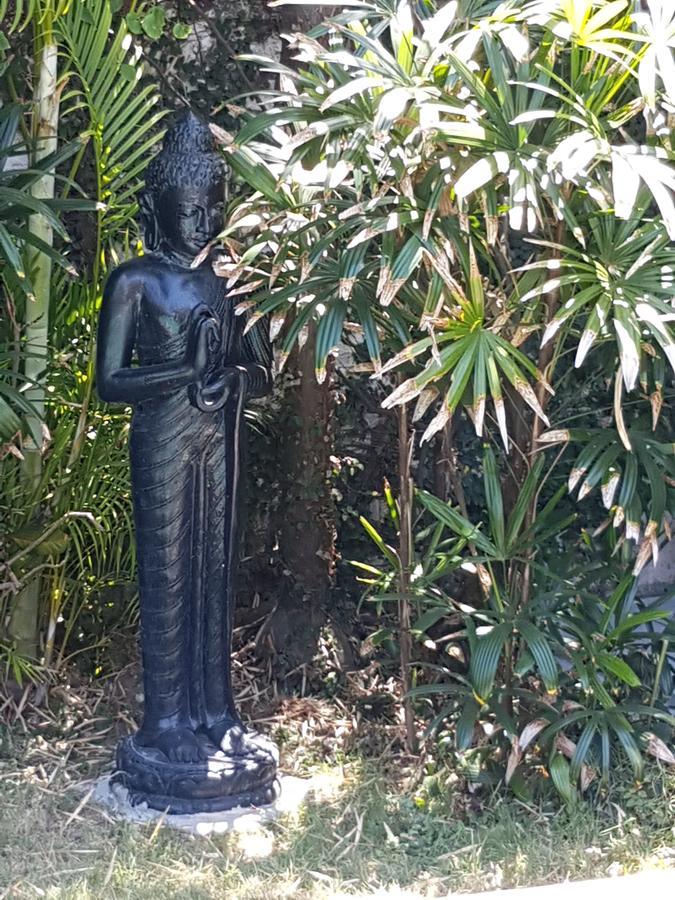 Villa Laella Favella Seminyak Buitenkant foto