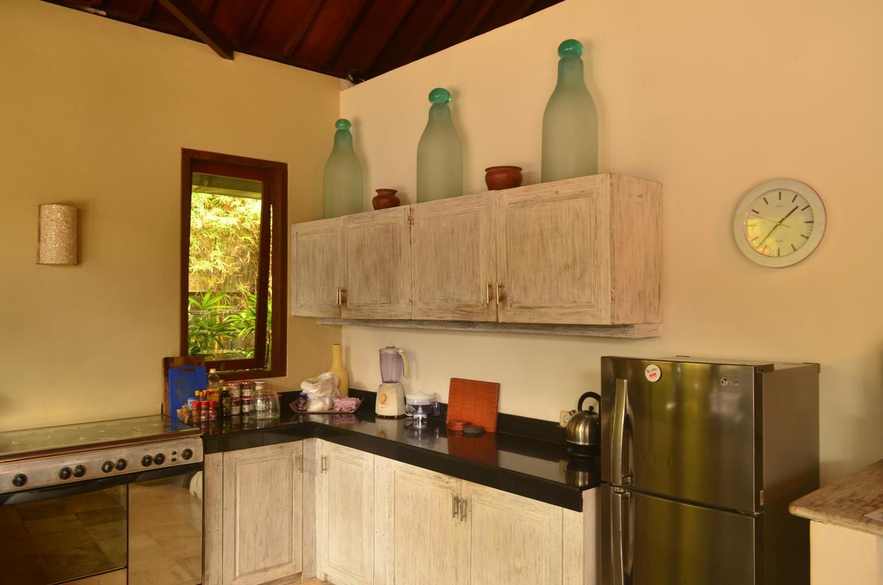 Villa Laella Favella Seminyak Buitenkant foto
