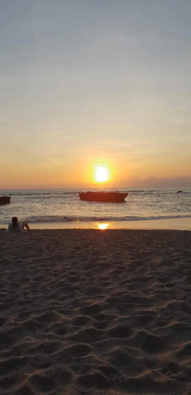Villa Laella Favella Seminyak Buitenkant foto
