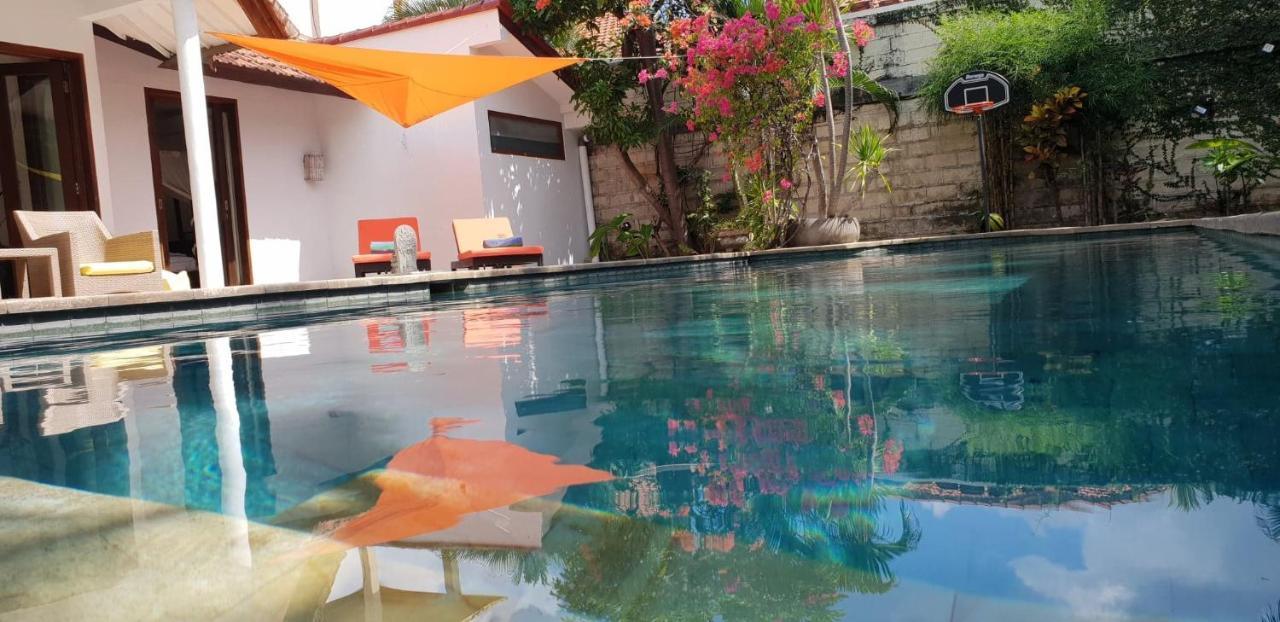Villa Laella Favella Seminyak Buitenkant foto