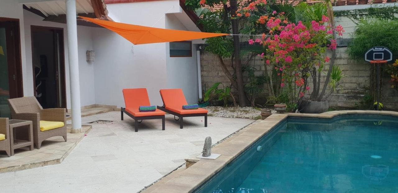Villa Laella Favella Seminyak Buitenkant foto