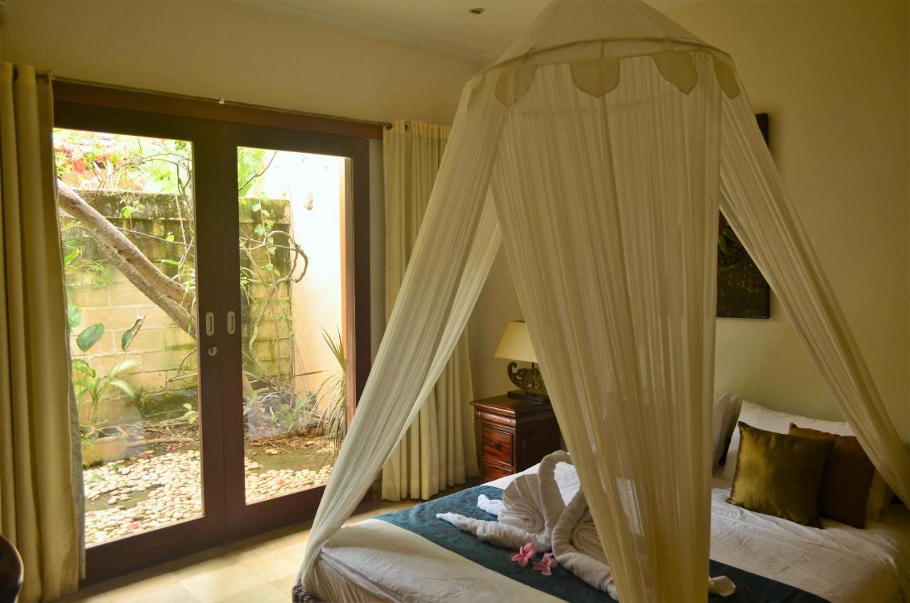 Villa Laella Favella Seminyak Buitenkant foto
