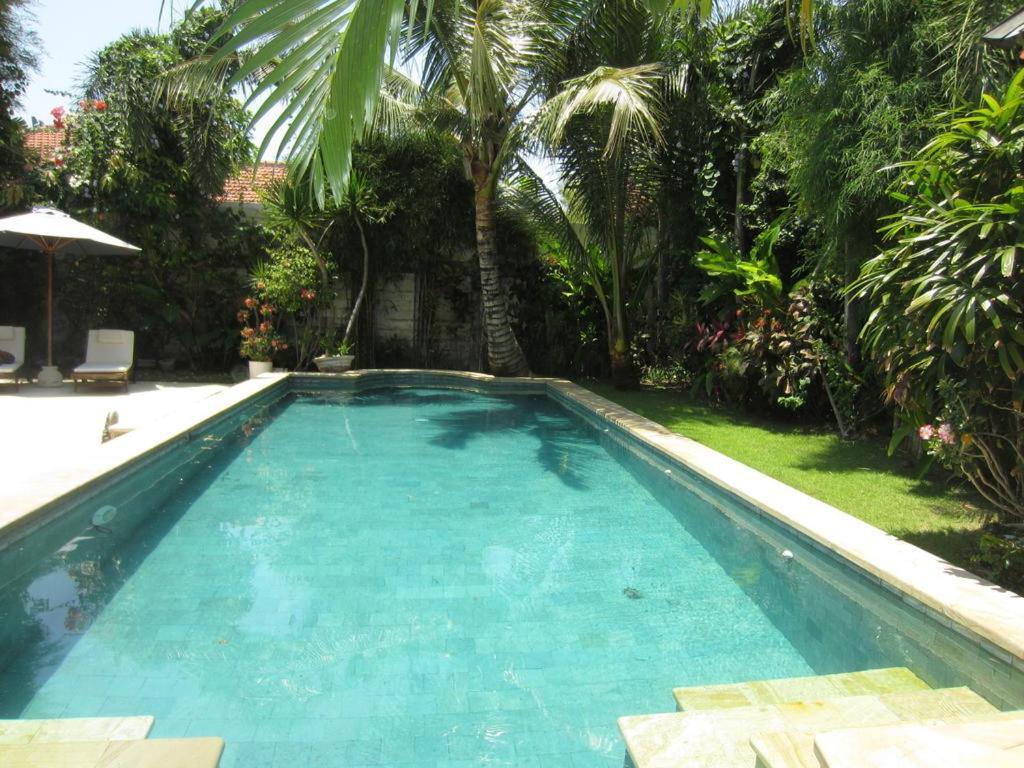 Villa Laella Favella Seminyak Buitenkant foto